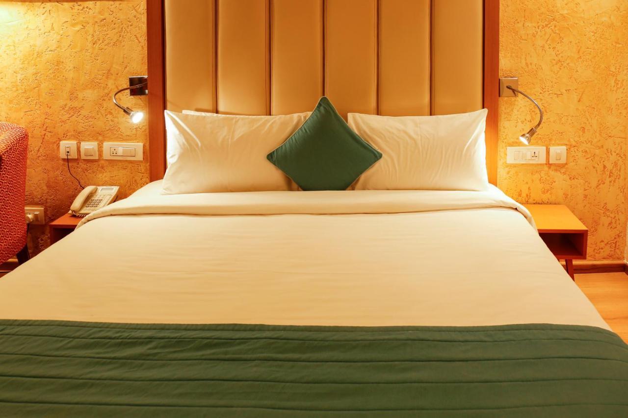 Hotel Nemesia Center - Gurugram, Sector 29 4*