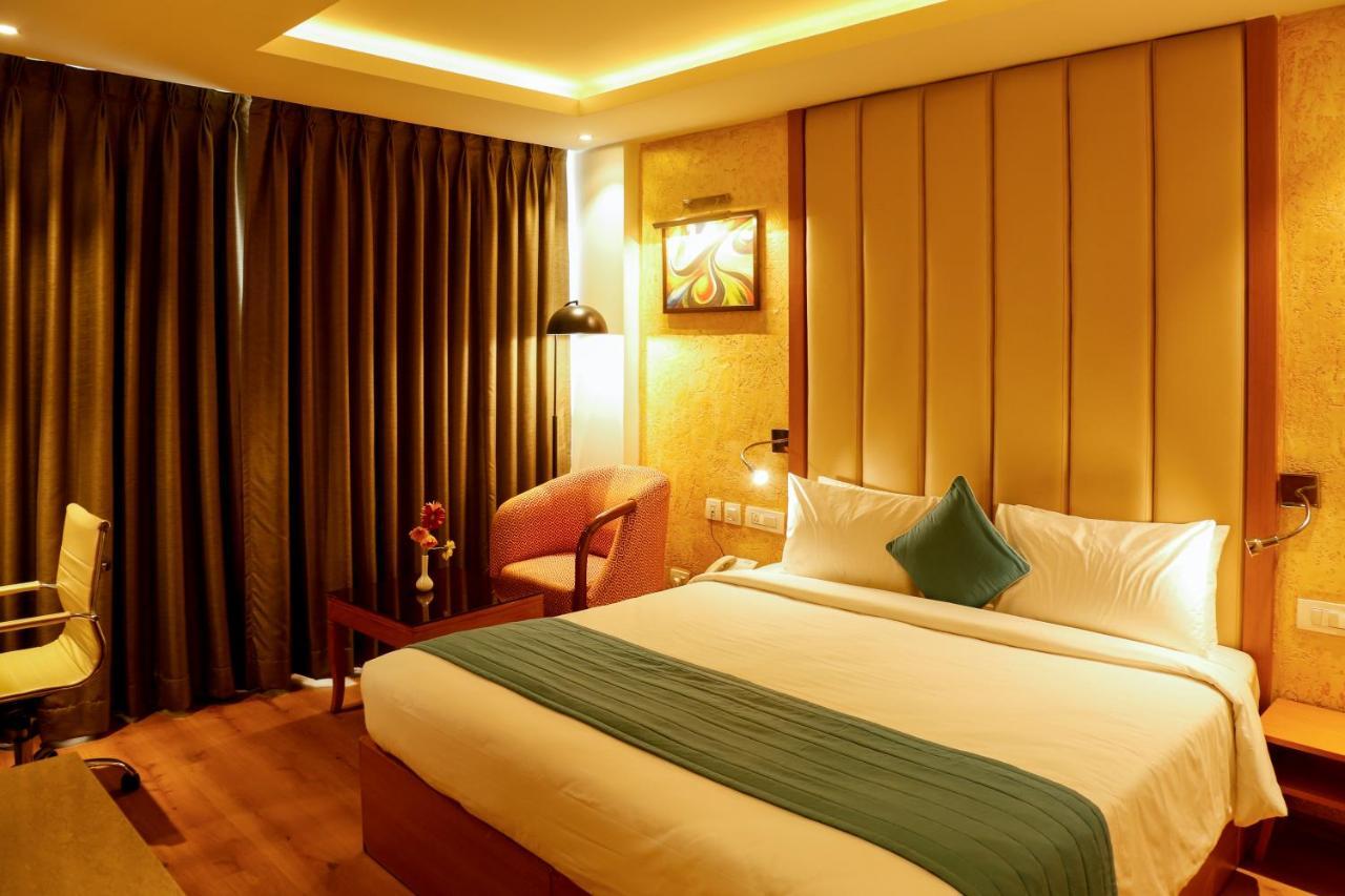 Nemesia Center - Gurugram, Sector 29 Hotel 4*