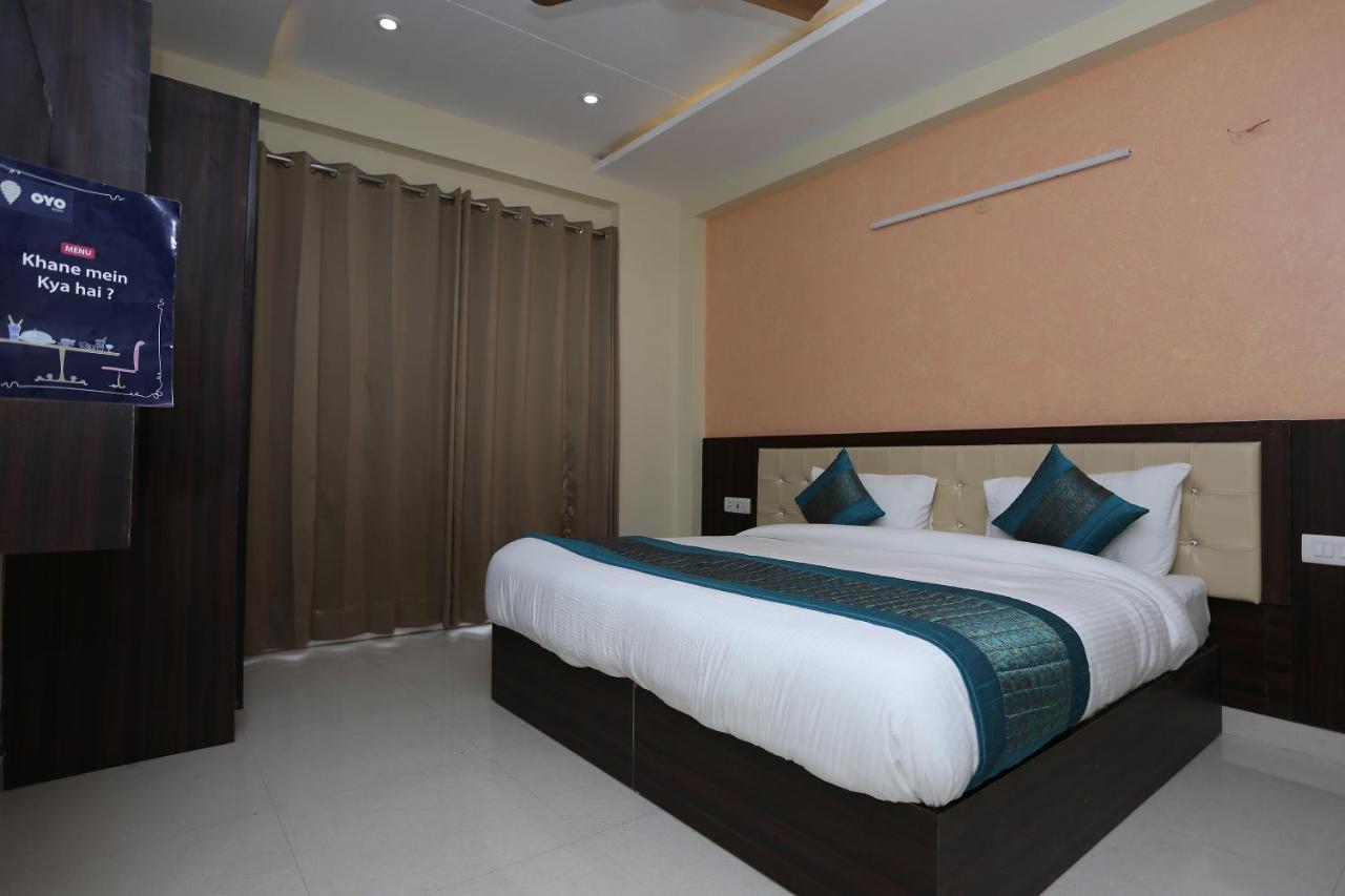 Hotel Oyo Flagship 12081 Palm Garden