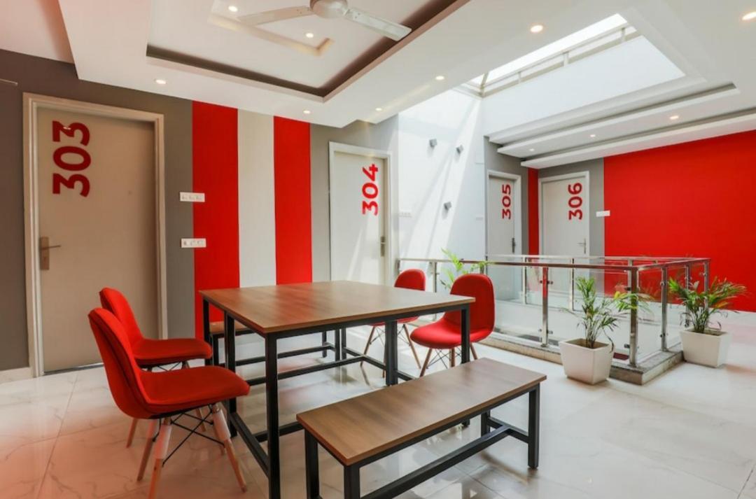 Silver Star Medanta Hotel Gurgaon