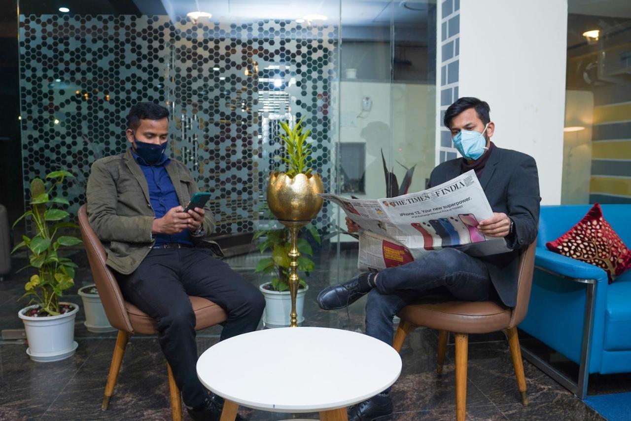 Lime Tree Hotel 32Nd Avenue Nh-8 Gurgaon Near Sector 29- Fully Vaccinated Staff Hotel 3*