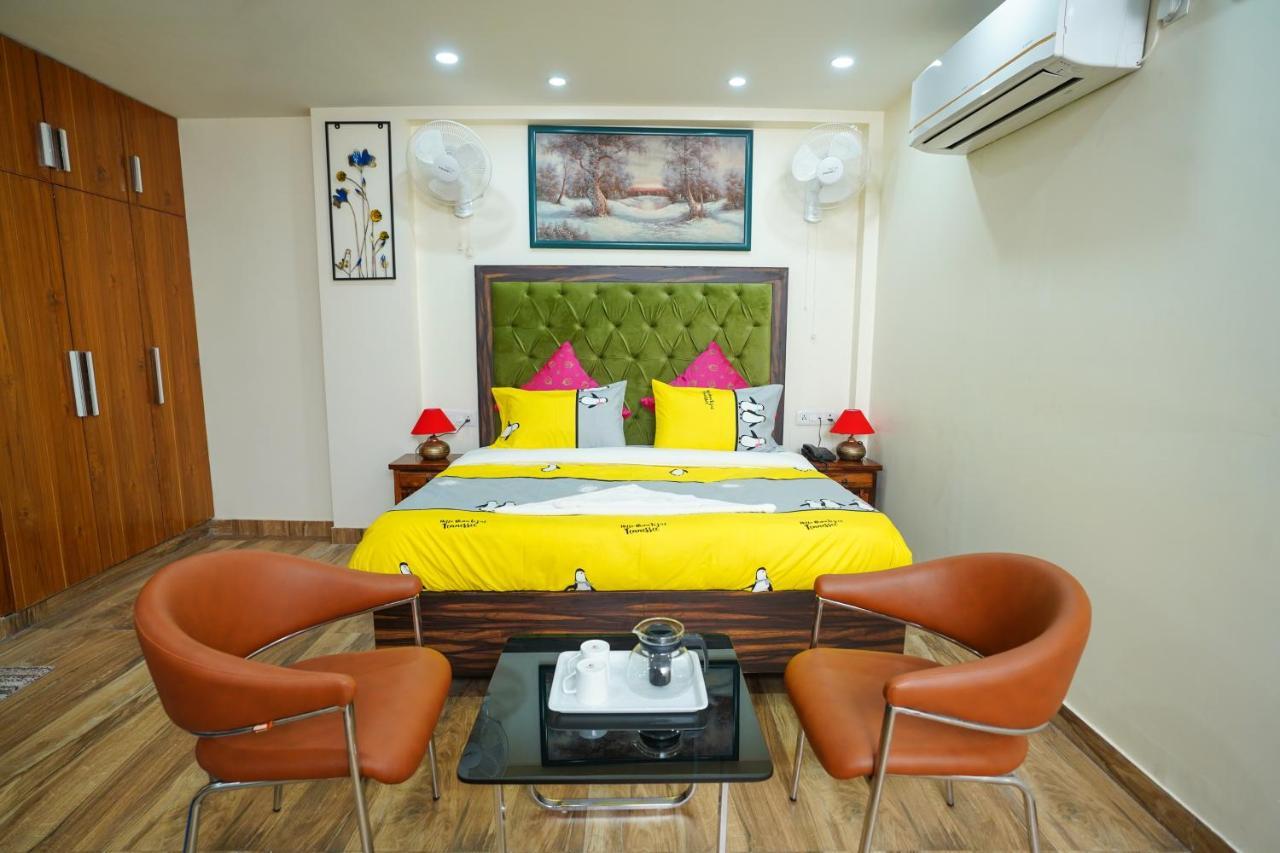 Lime Tree Hotel 32Nd Avenue Nh-8 Gurgaon Near Sector 29- Fully Vaccinated Staff 3*