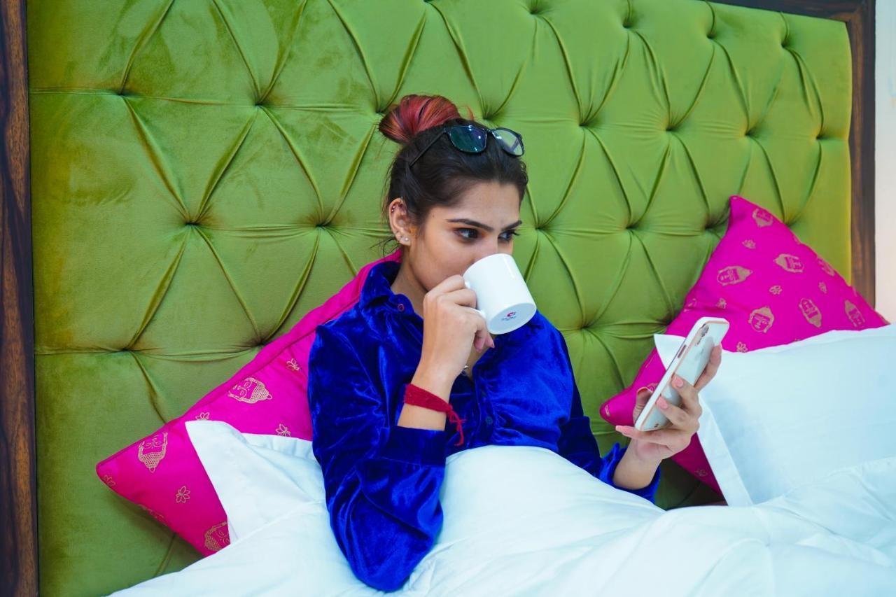Lime Tree Hotel 32Nd Avenue Nh-8 Gurgaon Near Sector 29- Fully Vaccinated Staff 3* Gurgaon
