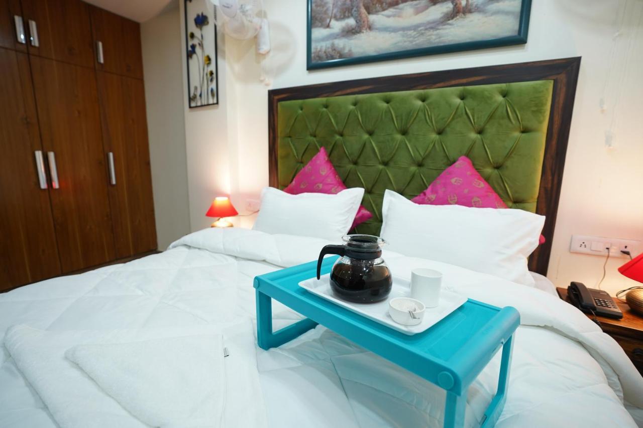 Hotel Lime Tree Hotel 32Nd Avenue Nh-8 Gurgaon Near Sector 29- Fully Vaccinated Staff Gurgaon