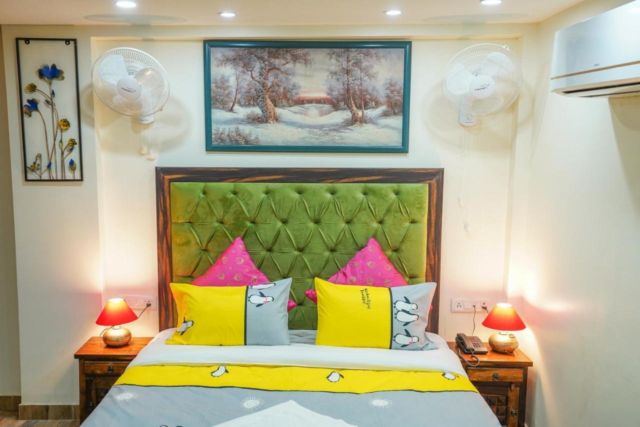 Lime Tree Hotel 32Nd Avenue Nh-8 Gurgaon Near Sector 29- Fully Vaccinated Staff Hotel 3*