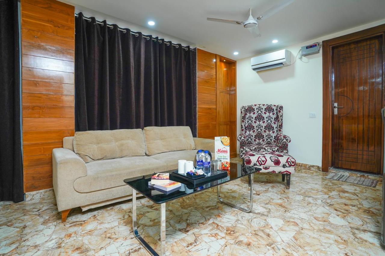 Lime Tree Hotel 32Nd Avenue Nh-8 Gurgaon Near Sector 29- Fully Vaccinated Staff 3*