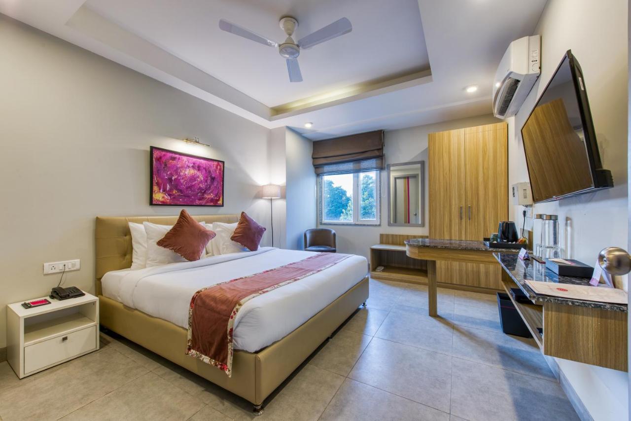 Rosastays Gurugram Sec 31 Aparthotel 2*