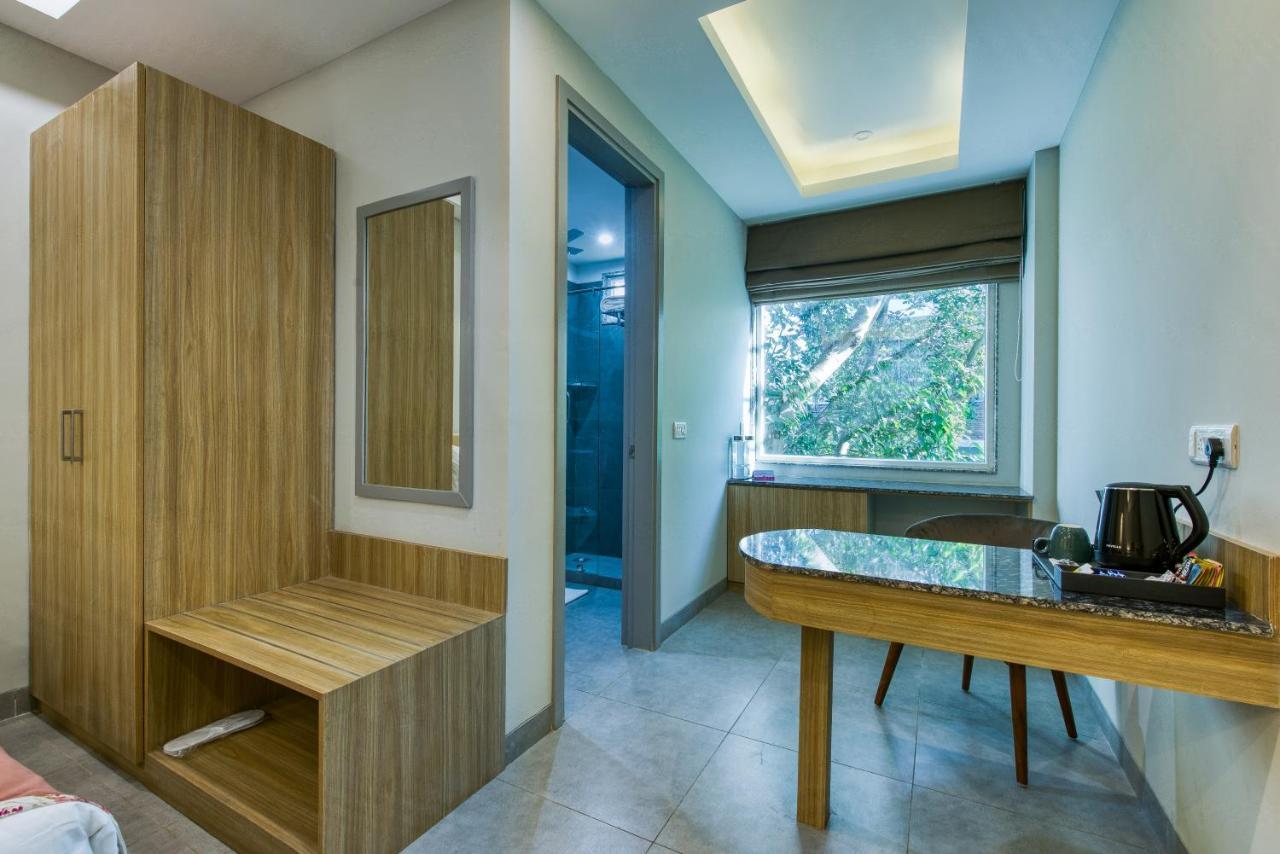 Aparthotel Rosastays Gurugram Sec 31 2*