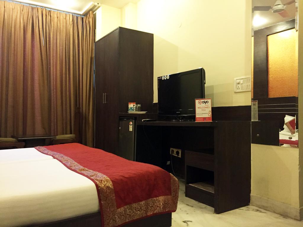 Guest house Oyo Rooms, Cyber Park Gurgaon