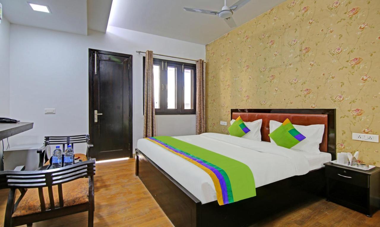 Hotel Treebo Trend Ar Residency Sector 45 3*