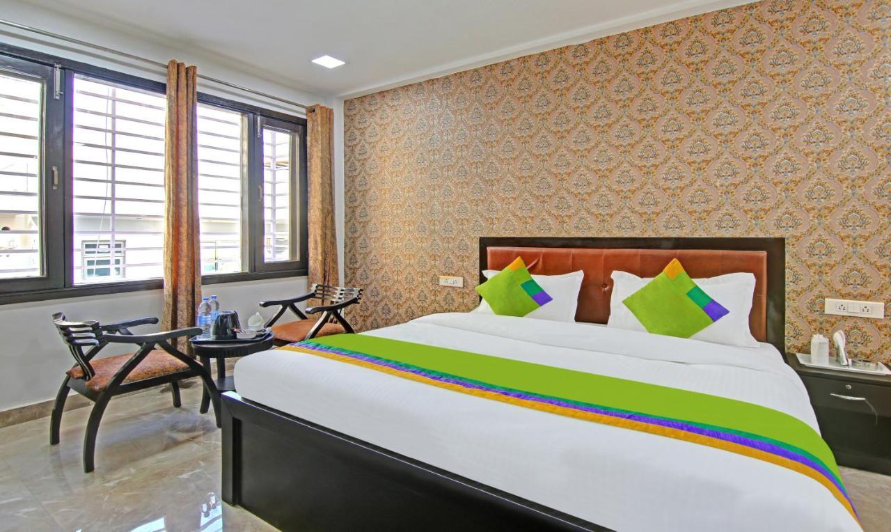 Treebo Trend Ar Residency Sector 45 3* Gurgaon