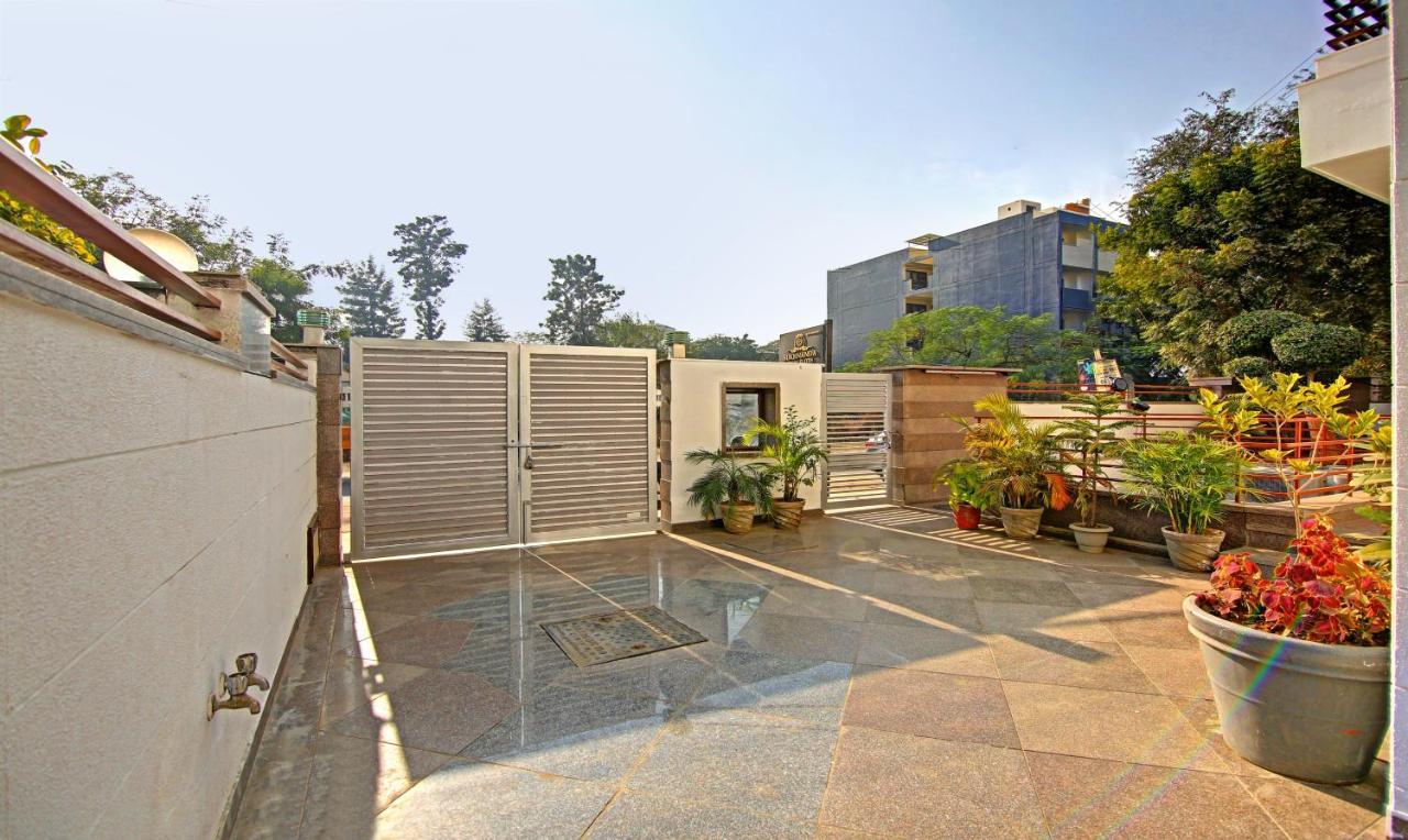 Treebo Trend Ar Residency Sector 45 Hotel