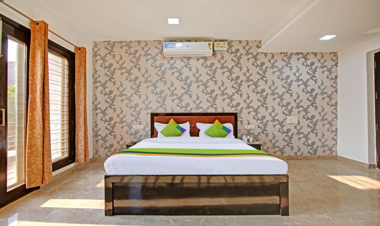 Treebo Trend Ar Residency Sector 45