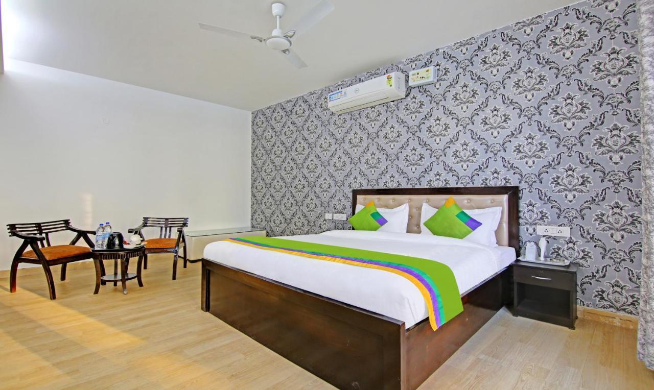 Treebo Trend Ar Residency Sector 45 3*