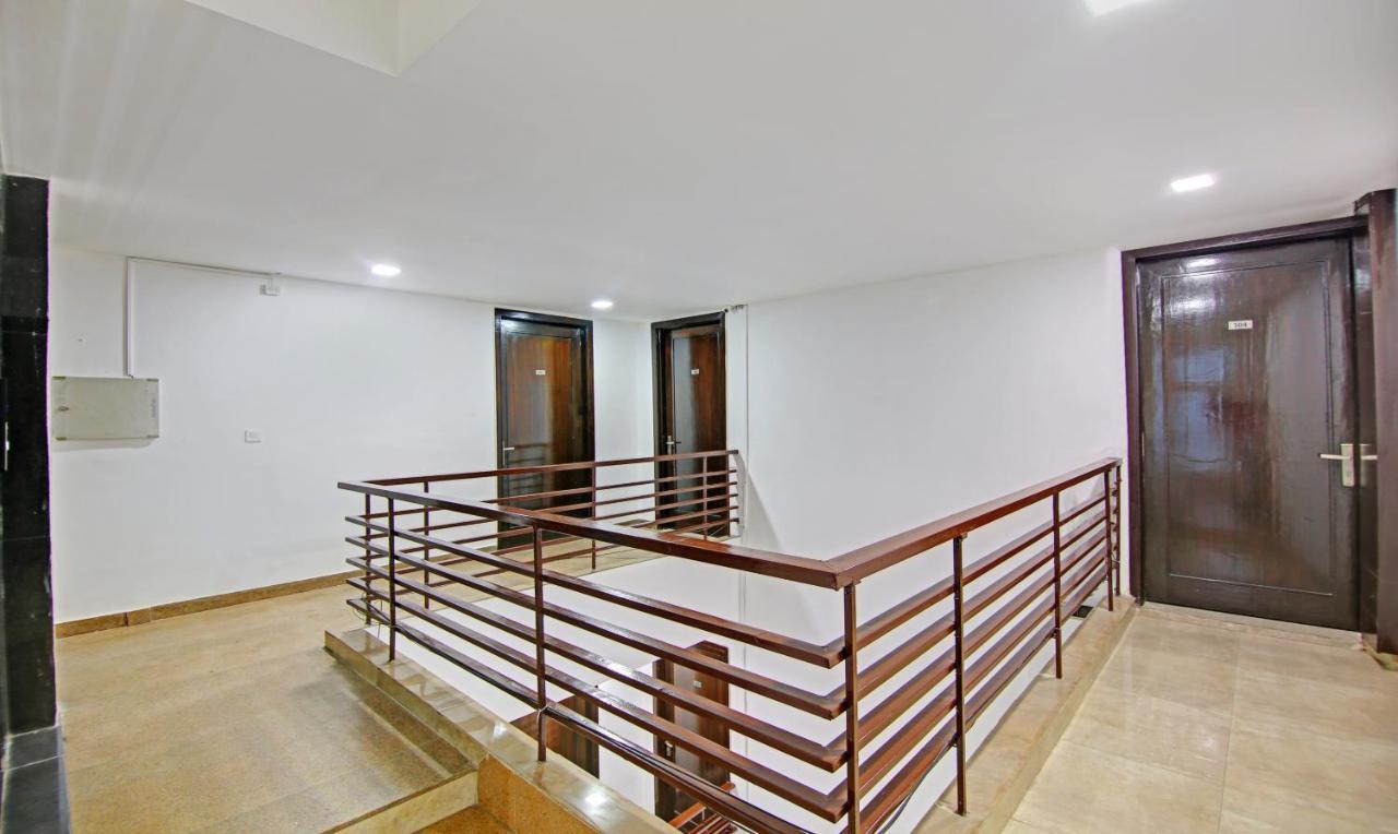 Hotel Treebo Trend Ar Residency Sector 45 3*