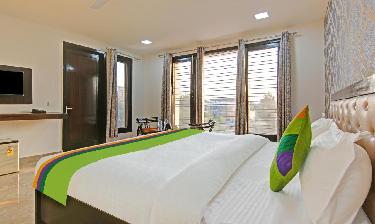 Treebo Trend Ar Residency Sector 45 Hotel