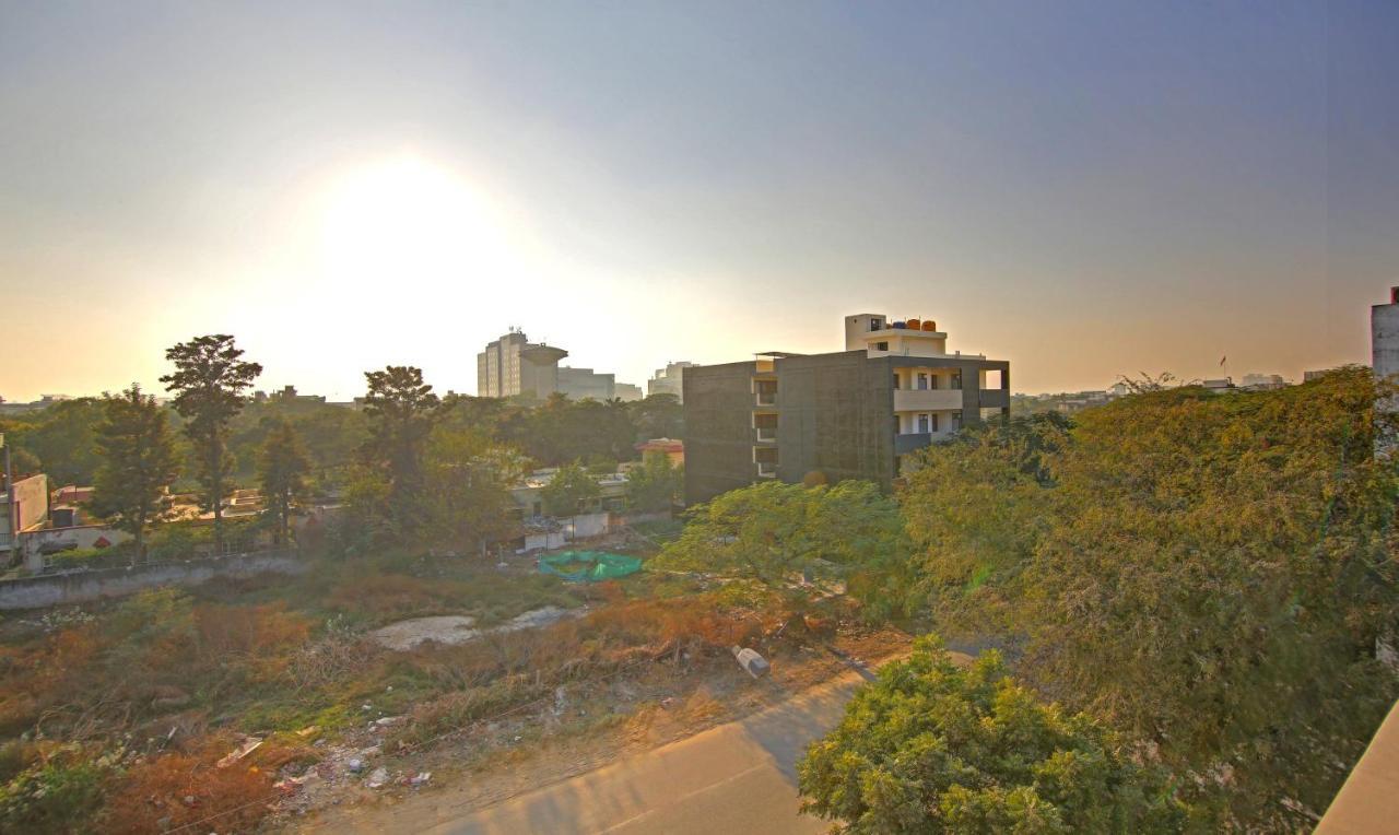 Treebo Trend Ar Residency Sector 45 3*
