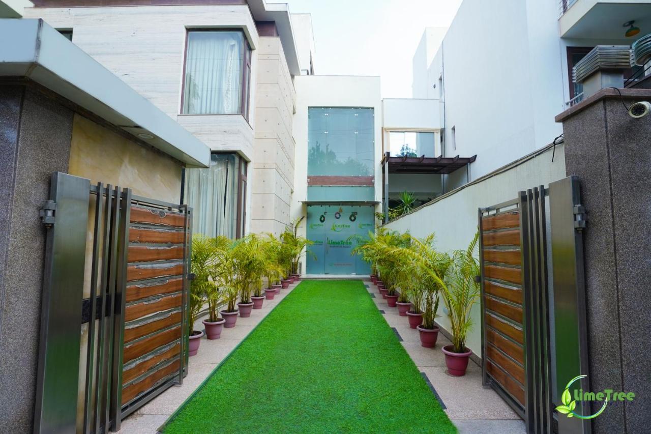 Lime Tree Sushant Lok Sector 29 Next To Iffco Chowk Metro 3*