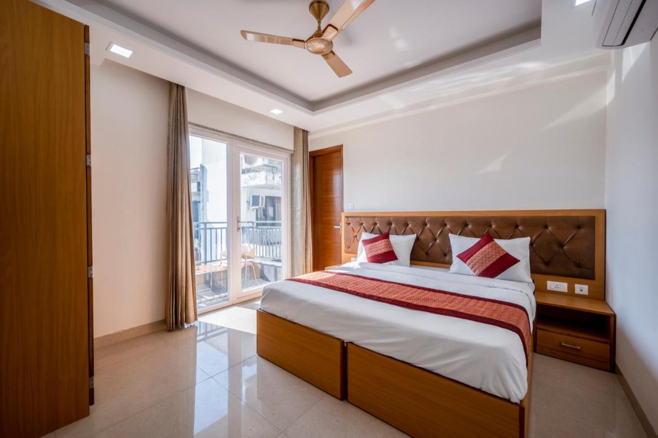 The Palms I Near Medanta Medicity I Sec-38 Hotel Gurgaon
