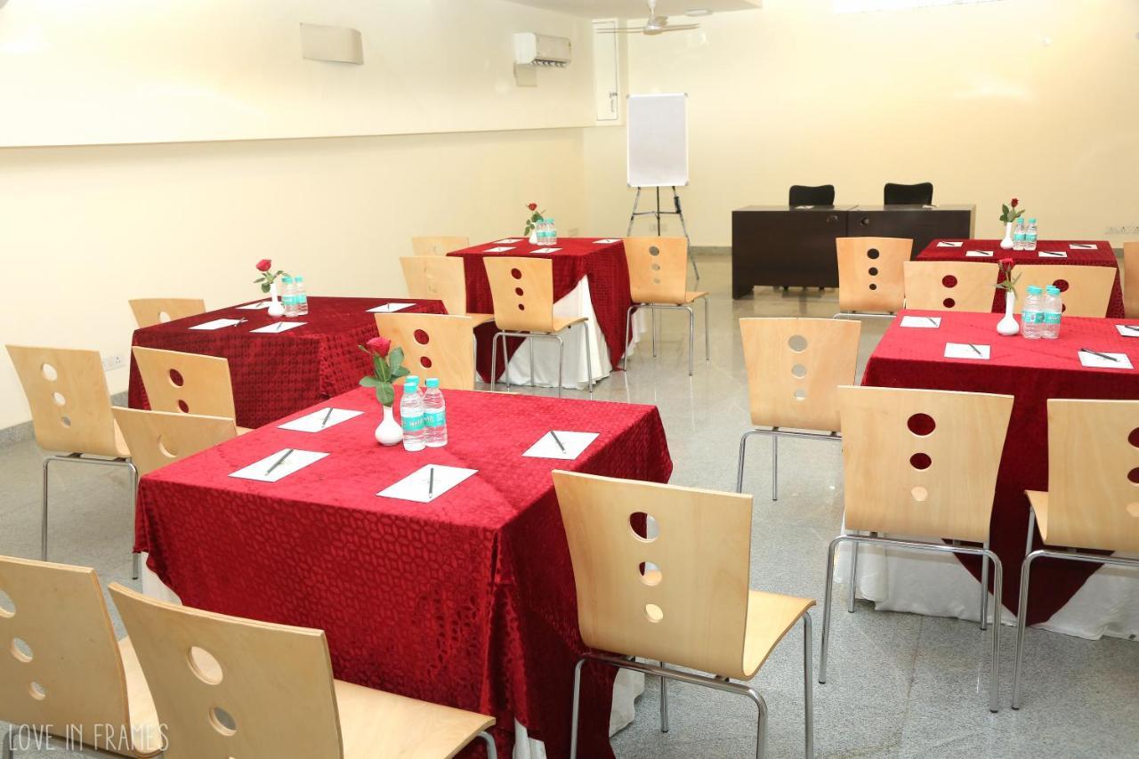 Ahuja Residency Centre Hotel
