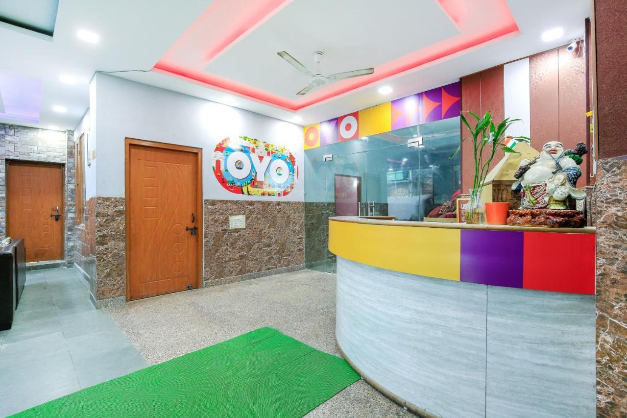 Oyo 28264 Chirag House Hotel 3*