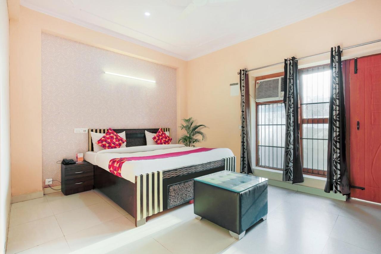 Oyo 28264 Chirag House Gurgaon