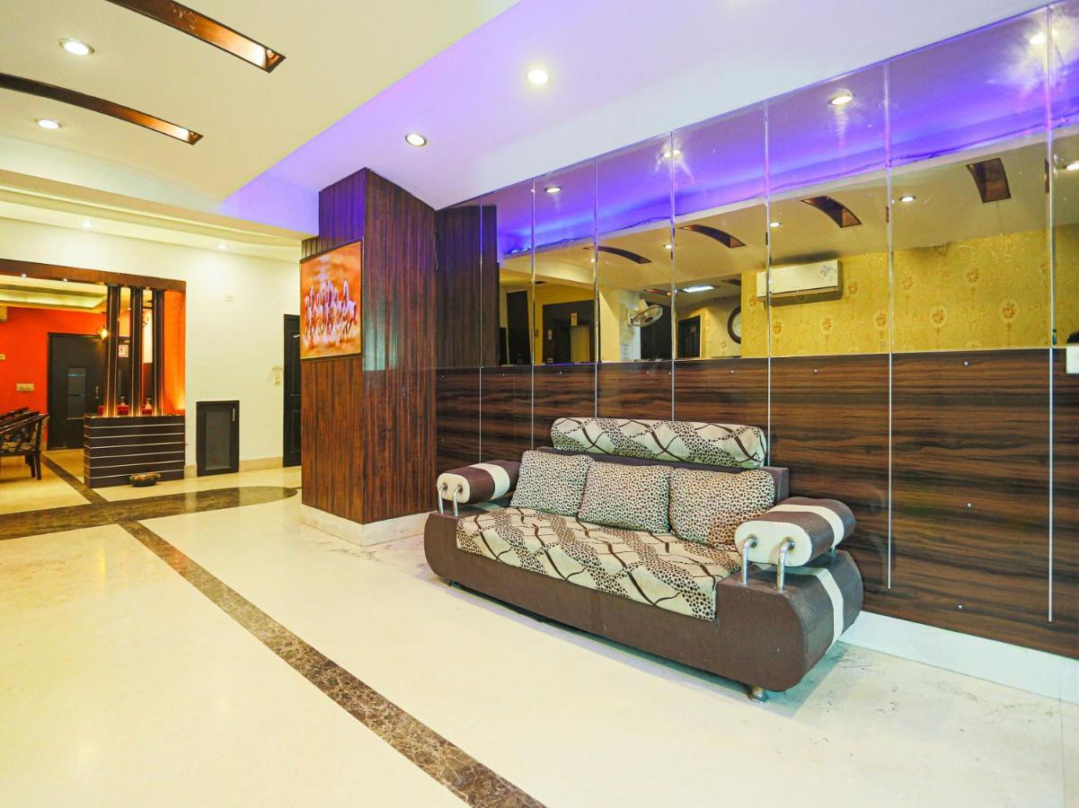 Hotel Oyo Townhouse 823 Leaf Gurgaon