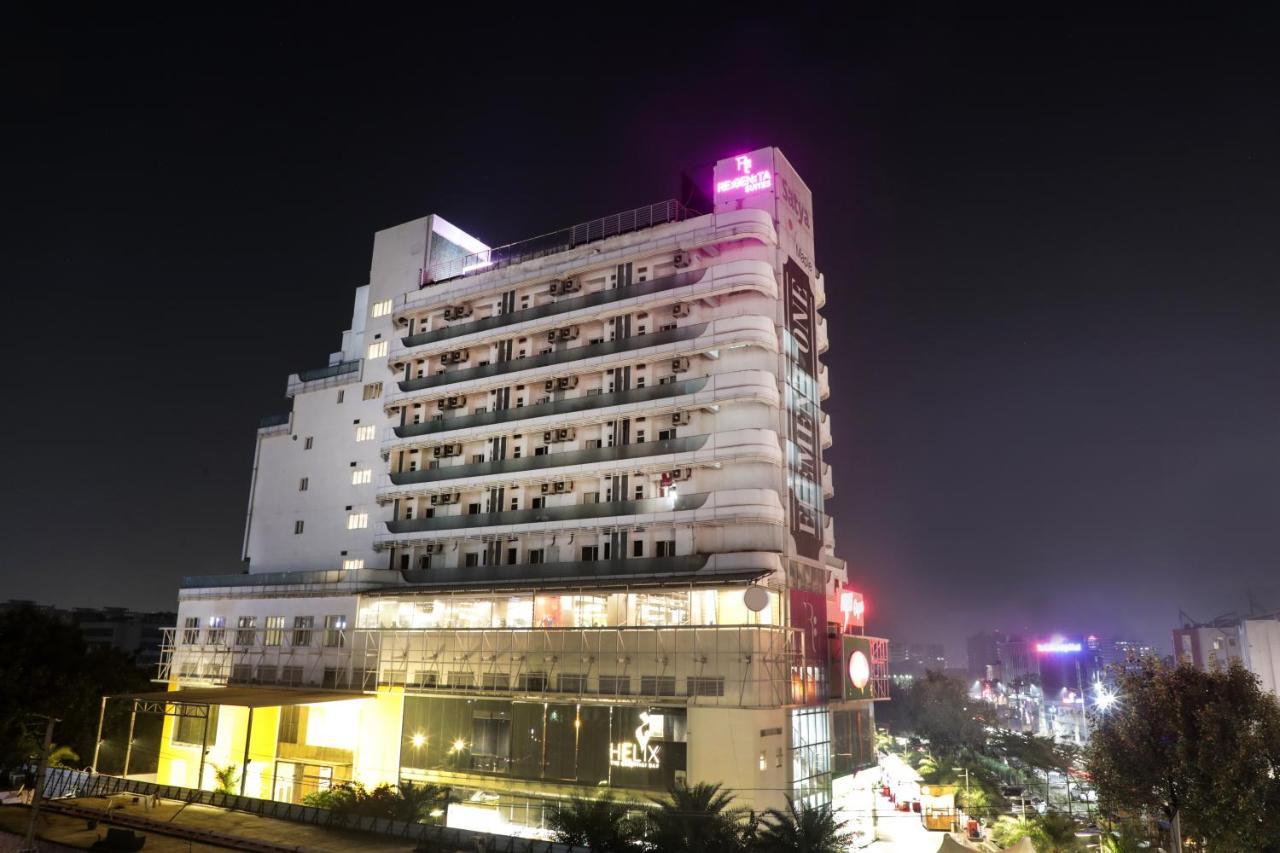Hotel Regenta Gurugram, Sohna Road, Sector 49 4*