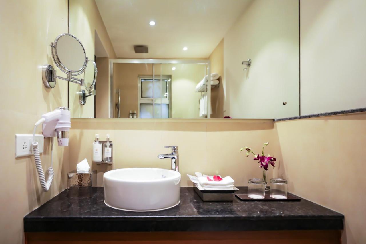 Regenta Gurugram, Sohna Road, Sector 49 Hotel Gurgaon