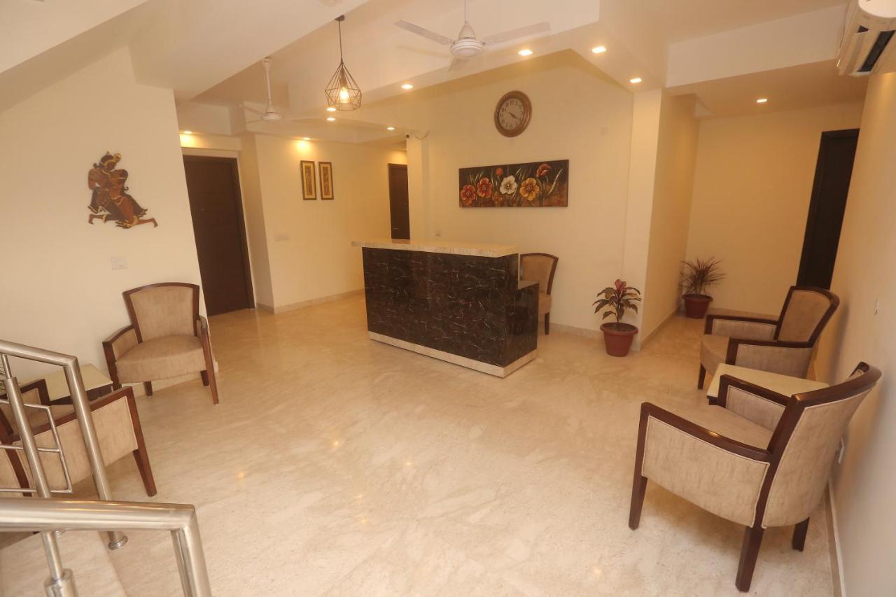 Hotel Ahuja Residency Centre