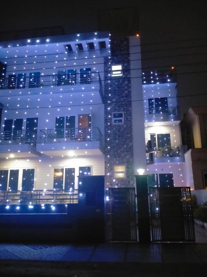 Silver Star Medanta 4* Gurgaon