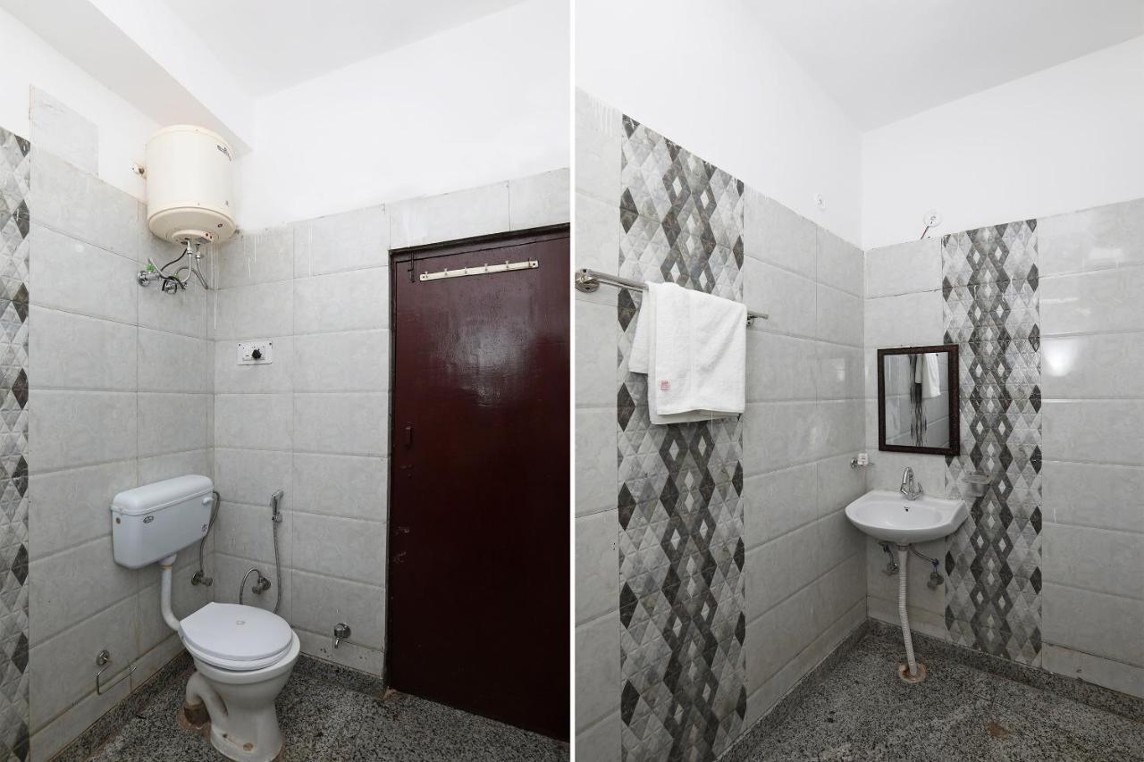 Oyo 36700 Moonlight Residency 3*