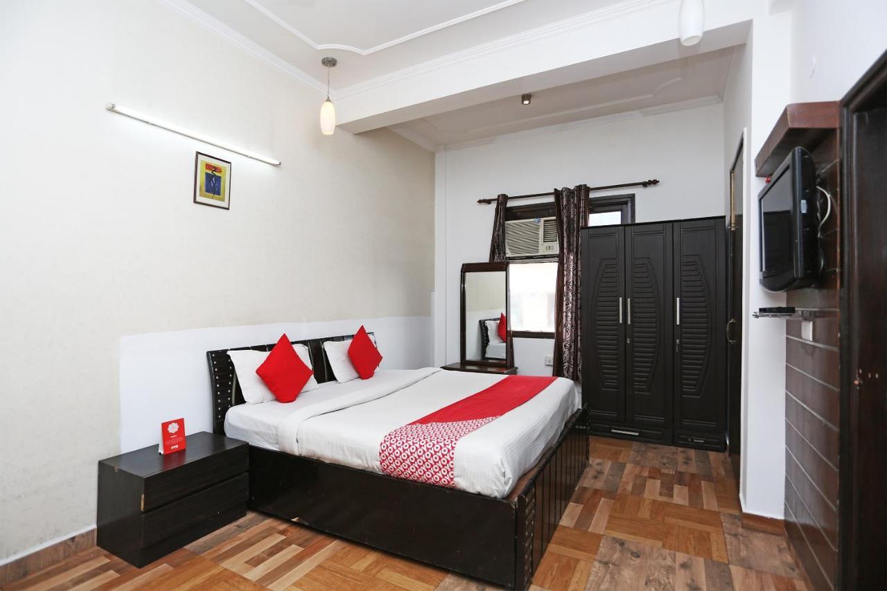 Oyo 3650 View Brothers Gurgaon