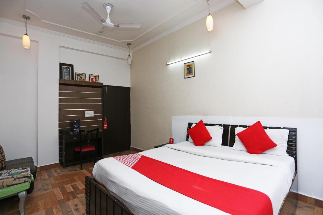 Hotel Oyo 3650 View Brothers 3*