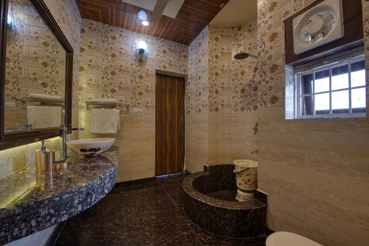 Sunahari Bagh - Pool Farm Retreat @ Villa *