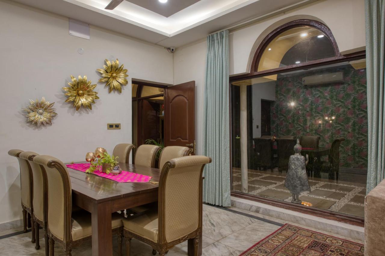 Villa Sunahari Bagh - Pool Farm Retreat @ *