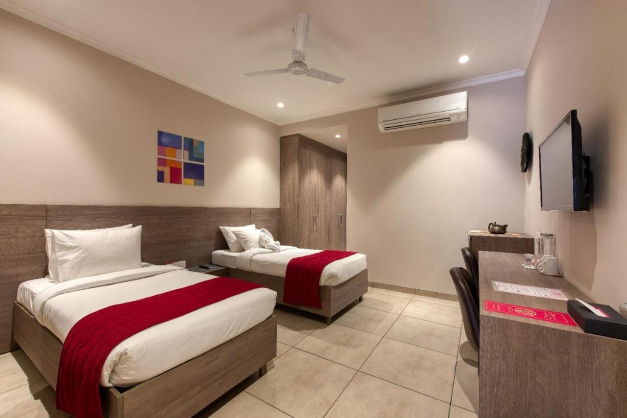 Aparthotel Rosastays Gurugram Golf Course *
