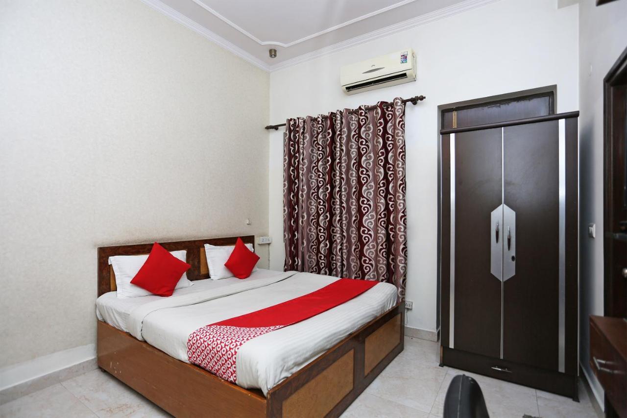 Hotel Oyo 3650 View Brothers