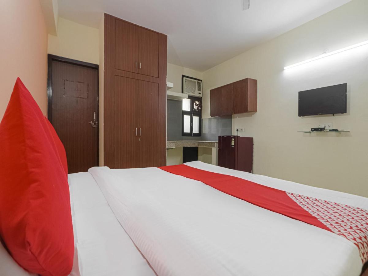 Oyo 86536 Srs Tower Gurgaon