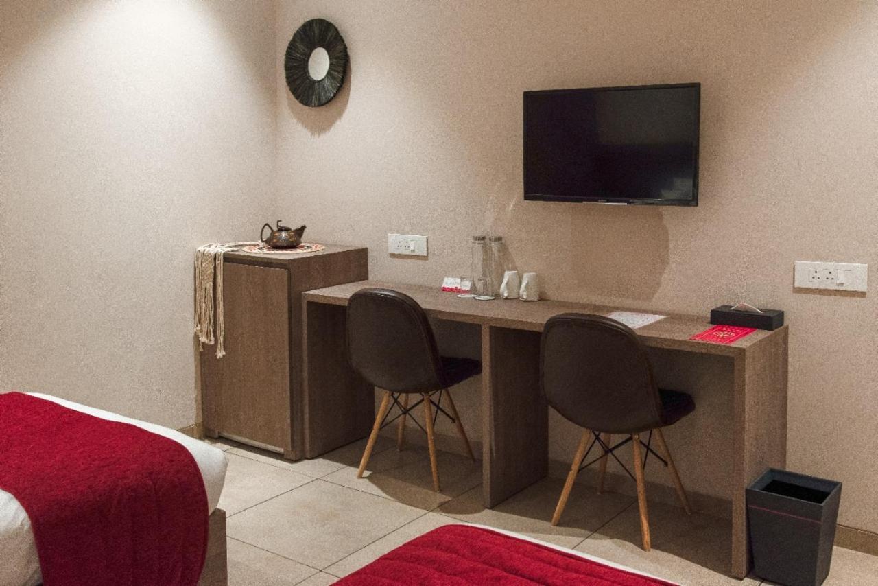 Rosastays Gurugram Golf Course Gurgaon