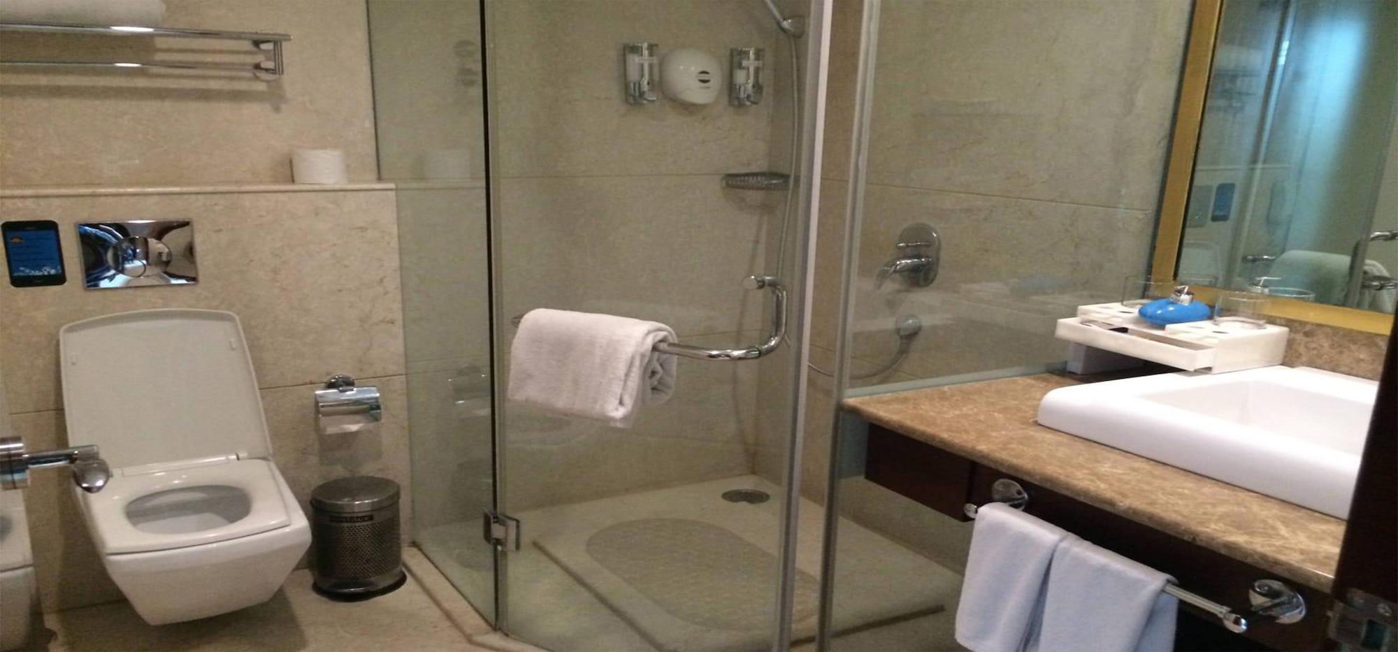Skycity 3* Gurgaon