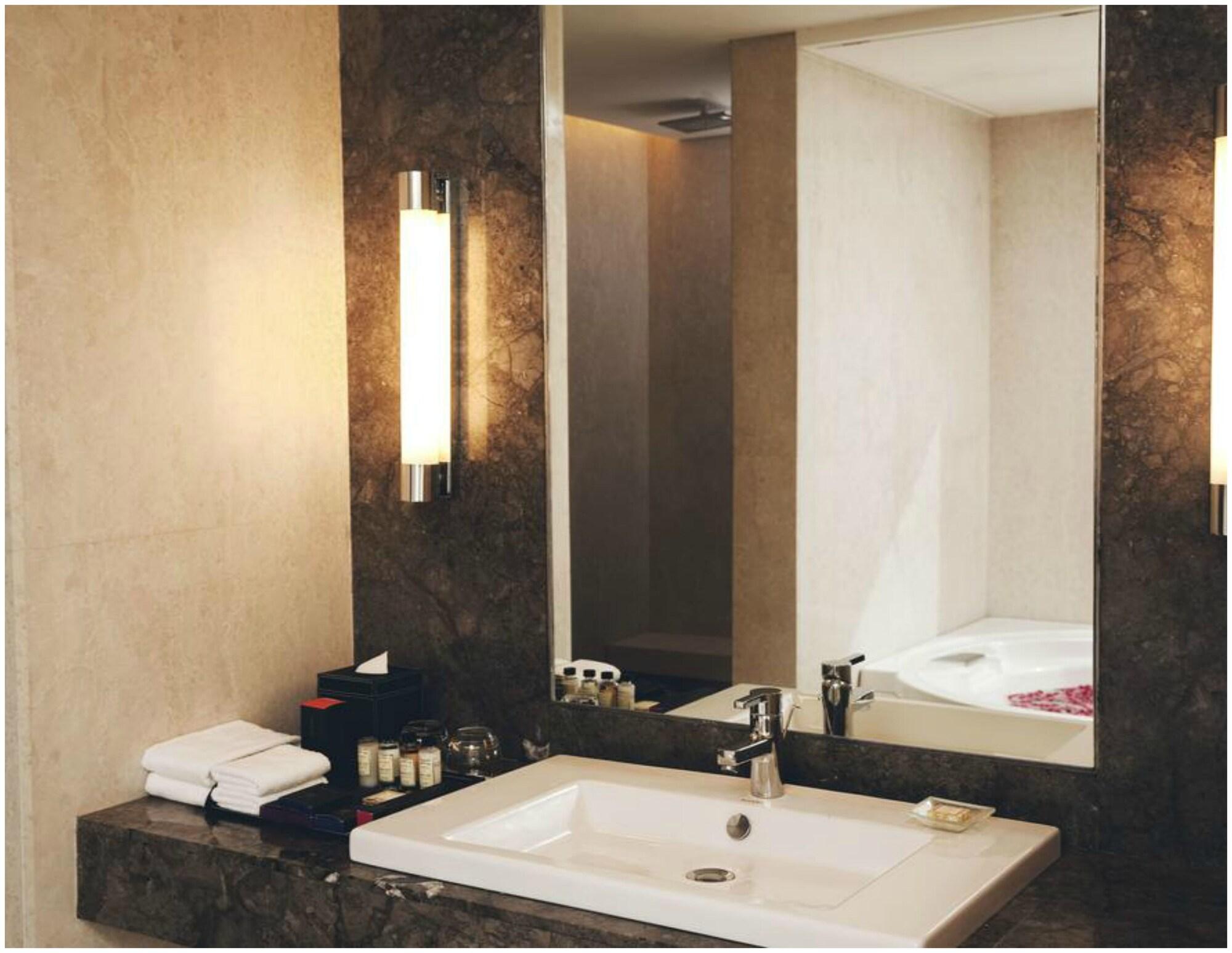 Anya 4* Gurgaon