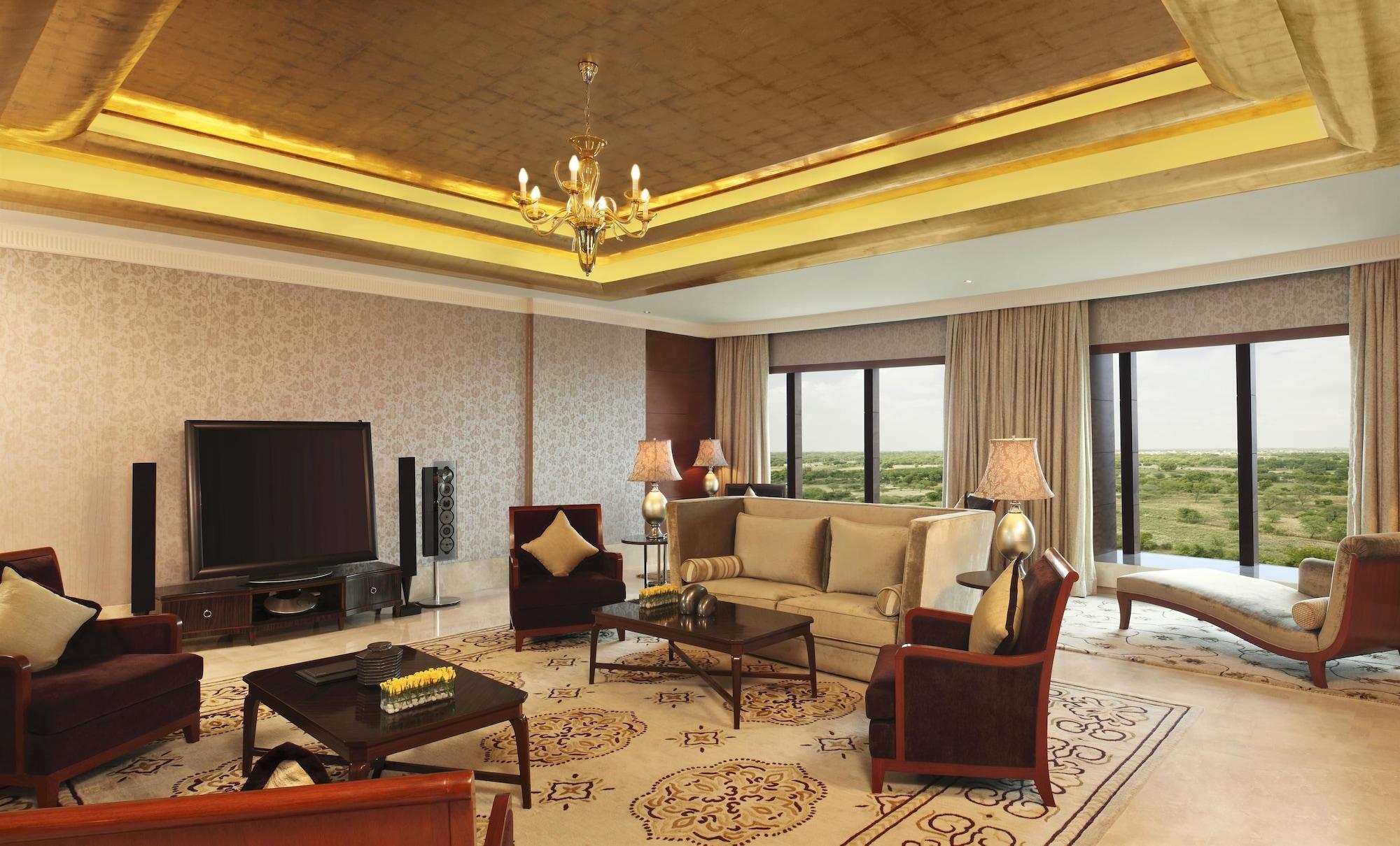 Hotel The Leela Ambience Gurugram & Residences - The Luxury Urban Sanctuary 5*