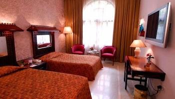 Ashok Country Resort 4*