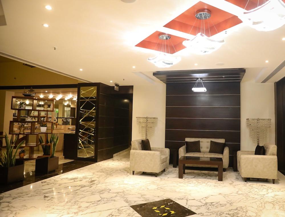 Hotel Ds Clarks 4*