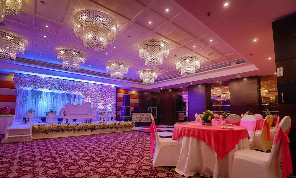 Hotel Ds Clarks 4*