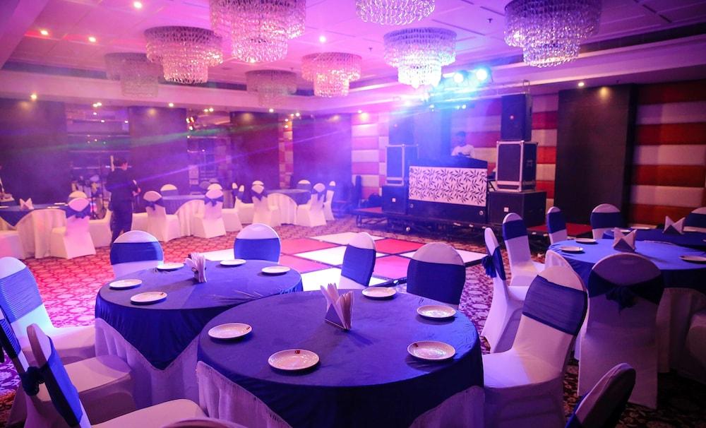 Ds Clarks Hotel