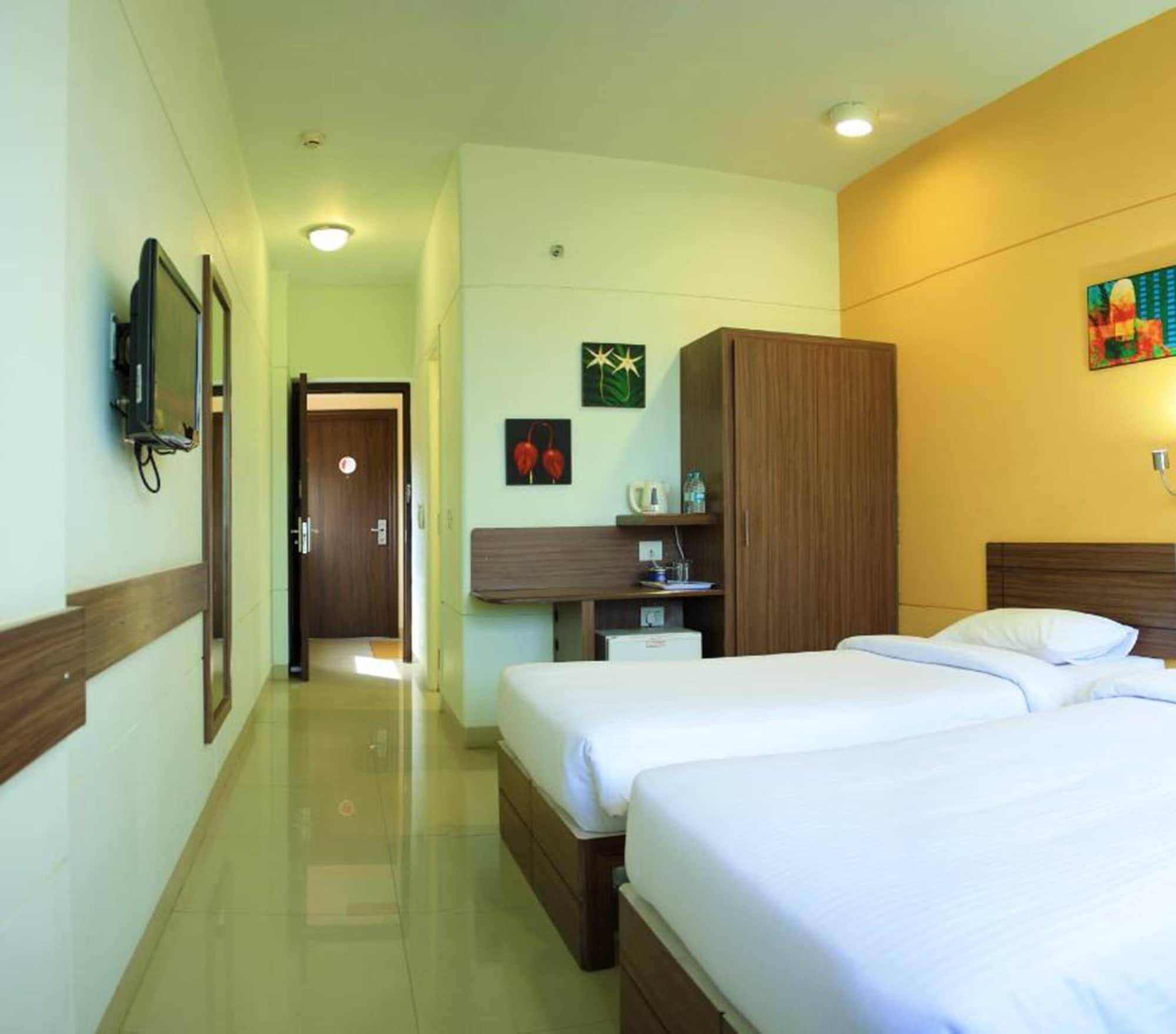 Manesar Hotel