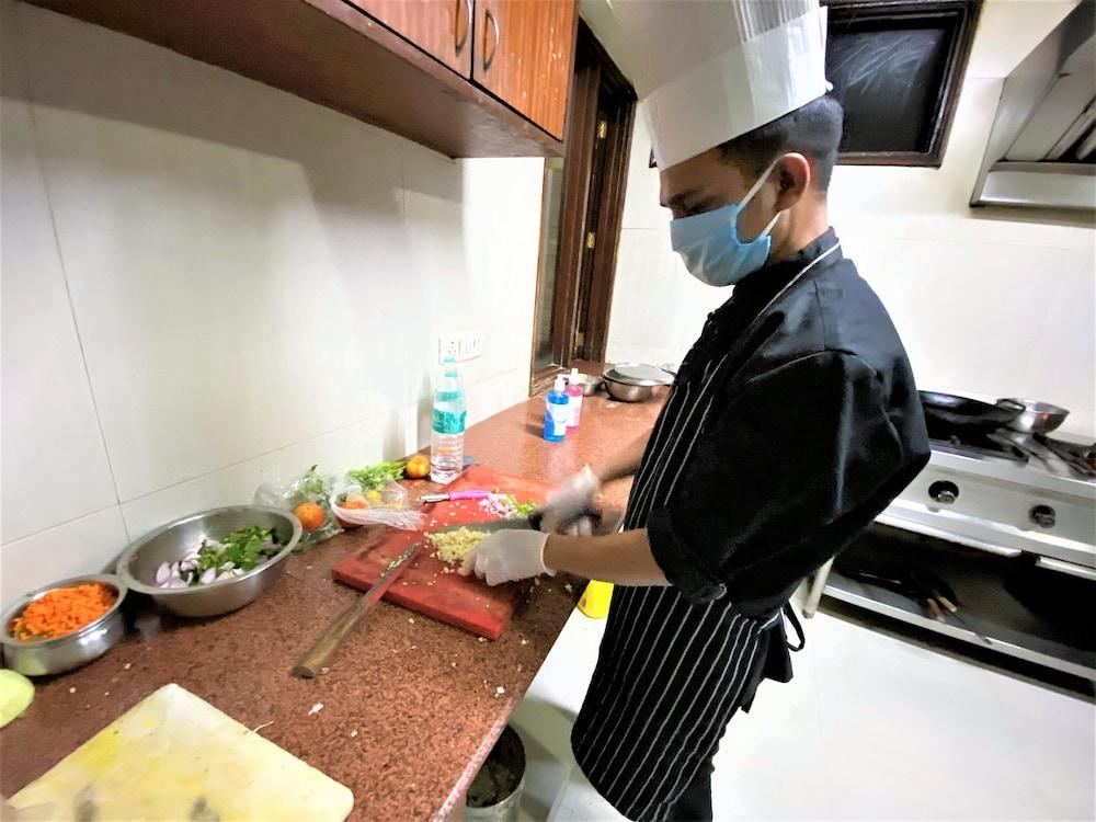 Tavisha Guest house Gurgaon