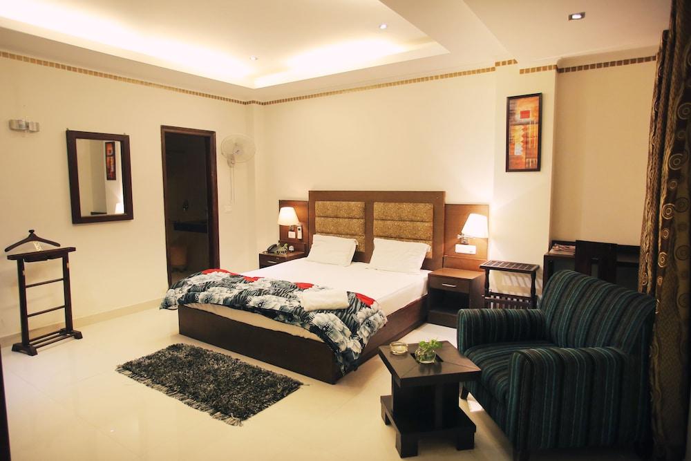 Premier - Golf Course Road ,gurgaon Gurgaon